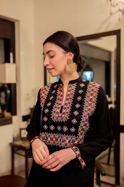 embroidered shirts in pakistan